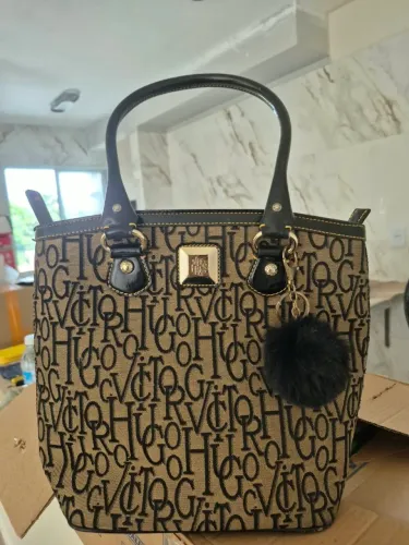 Vendo bolsa da Victor Hugo