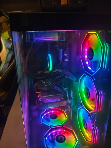 PC GAMER RYZEN 5 5600G + AMD RADEON 6600 CLD