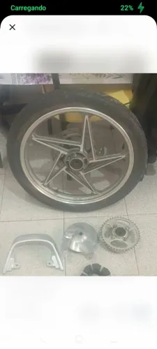 Roda dianteira Suzuki yes