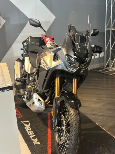CRF 1100 ÁFRICA TWIN ADV SPOT DCT