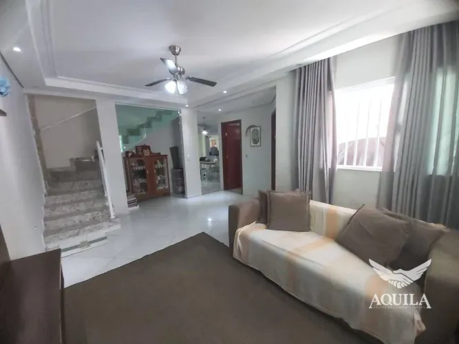 SOBRADO RESIDENCIAL / COMERCIAL -3 DORMITÓRIOS - AMPLO QUINTAL - PARQUE MORUMBI VOTORANTIM