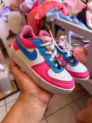Sapato infantil estiloso