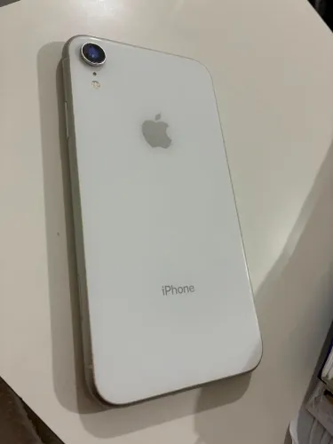 iPhone XR branco
