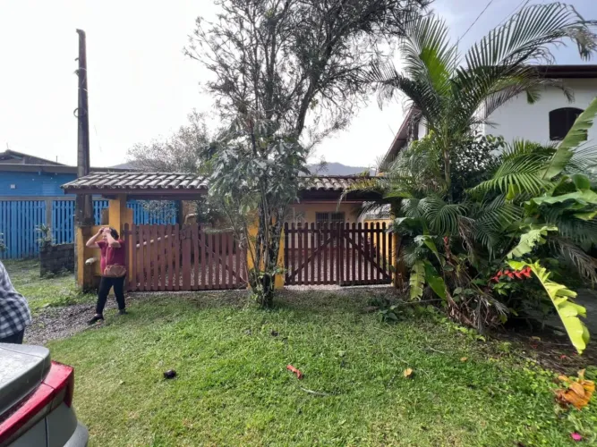 Praia do Lazado, casa + edicula, apenas R$580.000, troca por imovel em SJCampos!!!
