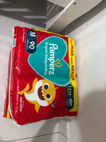 Fralda Pampers M