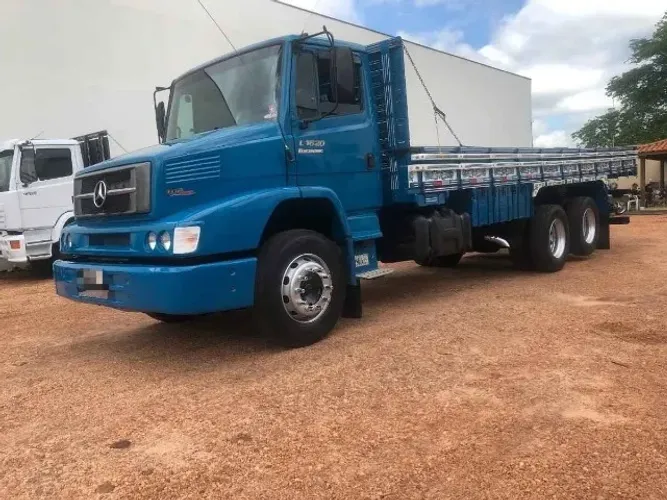 MB 1620 CARROCERIA