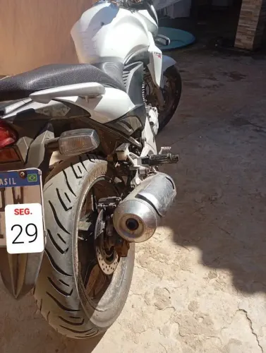 Cb 300R