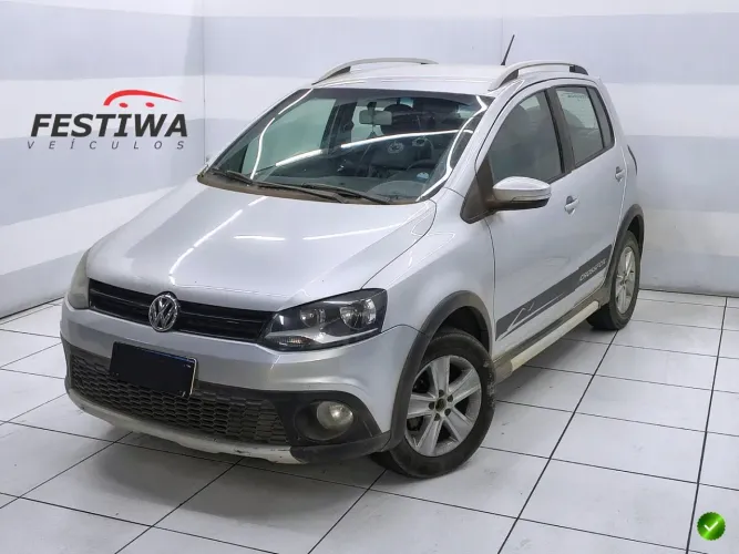 Volkswagen Crossfox 1.6 MI Total Flex 8V 5P 2011
