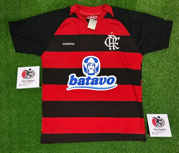 Camisa do Flamengo retrô Ronaldinho 
