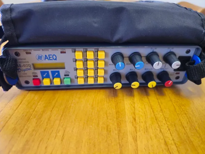AEQ TLE-02D Digital ISDN Audiocodec Telephone Extender com Bolsa