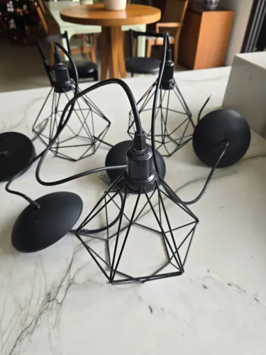 4 pendentes iluminação diamante aramado preto 