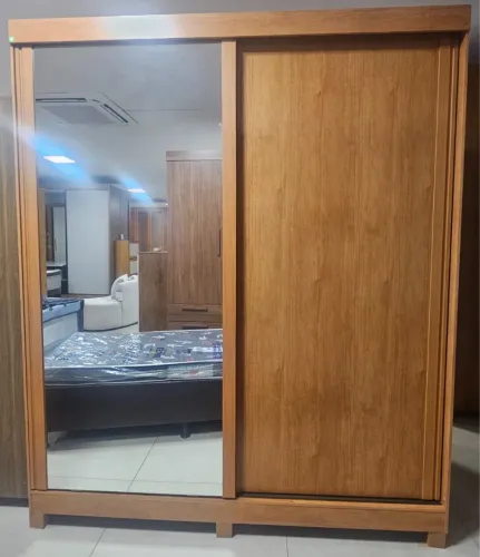 Guarda Roupa Casal 1,80m com espelho