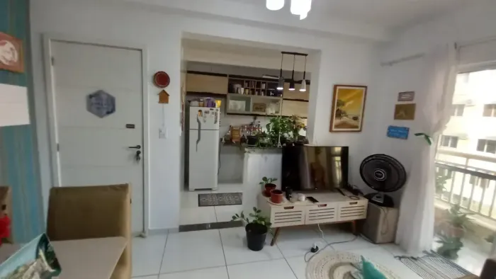 Tony Aluga-se apartamento Mobiliado, suíte, varanda na Cohama