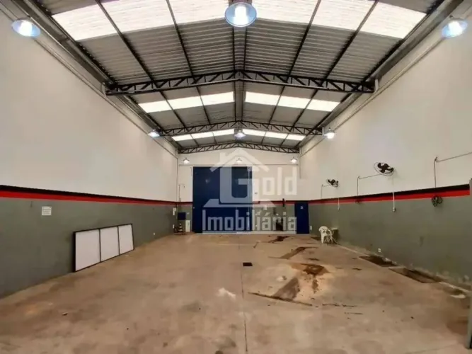 Salão para alugar, 200m² no bairro Ipiranga