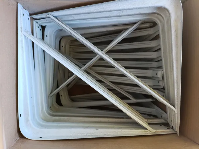 Vendo ou troco 5 caixa mão francesa reforçado branco.