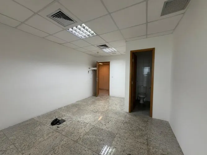 Sala Comercial no RioMar Trade Center (Torre 3) - 30,78 m² | Pina / Recife