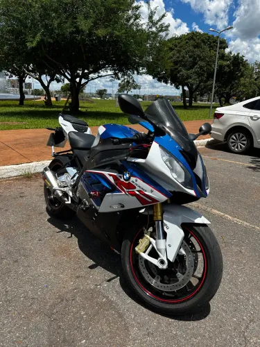 BMW S1000 RR com kit Procton completo