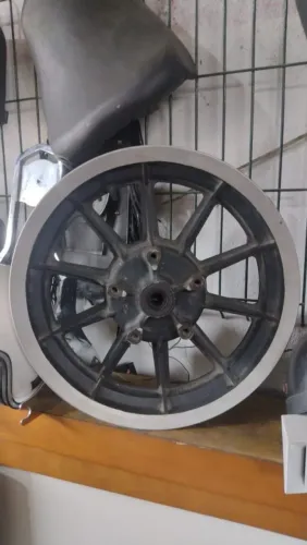 Roda traseira original Harley-Davidson Sportster 