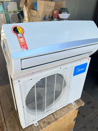 SPRINGER MIDEA 9000 BTUS ON/OFF
