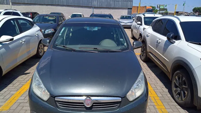 Fiat Grand Siena Essence Dual. 1.6 Flex 16V 2013