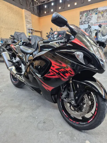 Hayabusa 1300 não é zx10