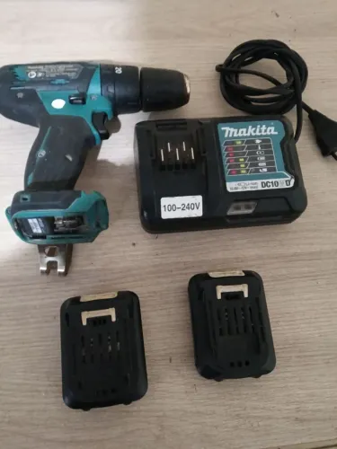 Vendo parafusadeira Makita