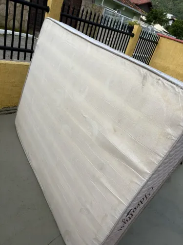 Vendo colchão usado