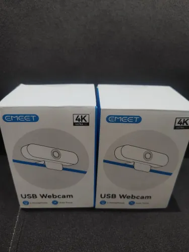 Webcam emeet 4k ultra HD 2 microfone auto Focus nova na caixa
