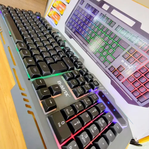 Teclado Gamer B-MAX | LED RGB | USB | Backlight