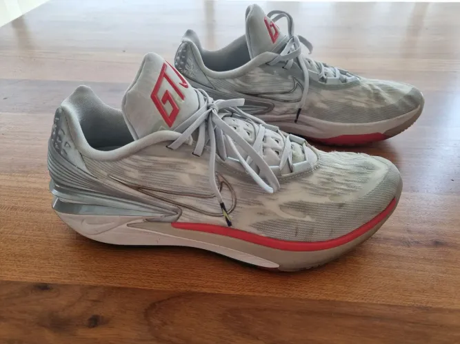 Tênis Nike GT Cut 2 seminovo basquete branco cinza tam 45