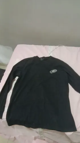 Vende-se camisas