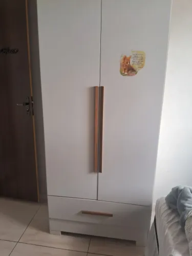 Armário de 2 portas