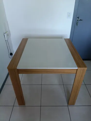 Mesa de Sala/Jantar (Extremamente Conservada)