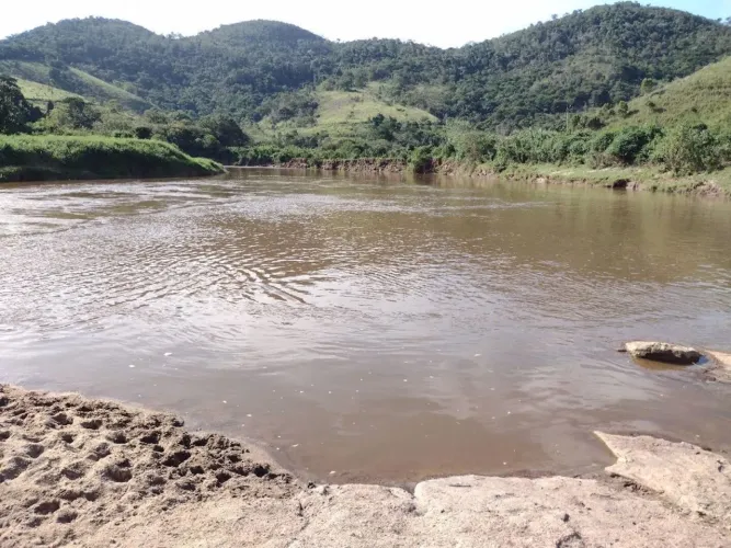 Fazenda com 225 hectares e curral montado em Paineiras - Redenção da Serra/SP.
