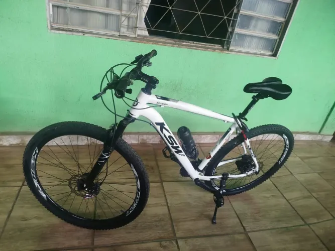 Bike KSW xlt100 aro 29 quadro 21