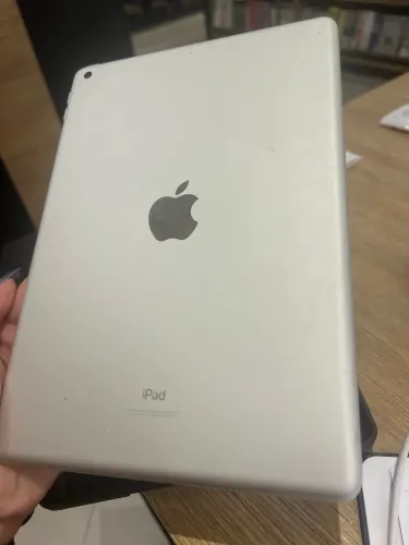 iPad 9 por 650 reais 