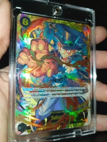 Carta One Piece Sabo Rainbow Foil NM Original em Perfeito Estado