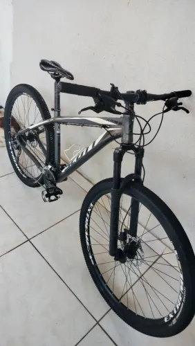 Bike aro 29 Scott 27v toda Shimano,Suspensão ar etc..! NOTA FISCAL!!!