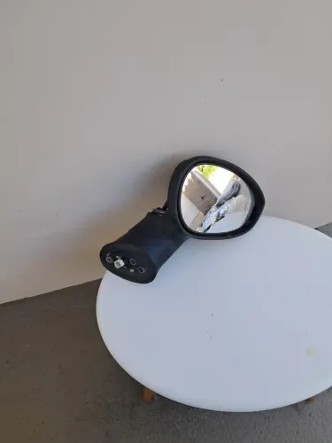 Retrovisor direito Fiat Punto sem capa 