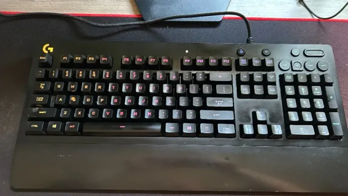 Teclado Logitech