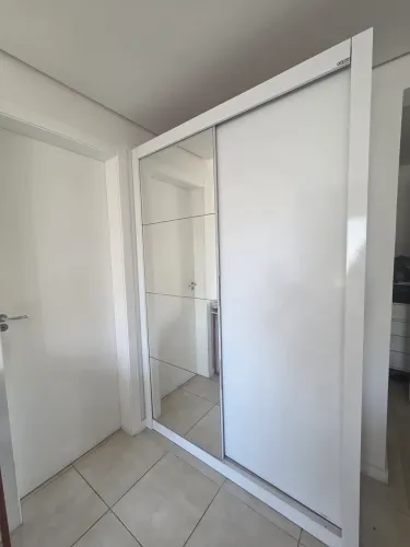 Guarda-Roupa Solteiro Espelhos Branco