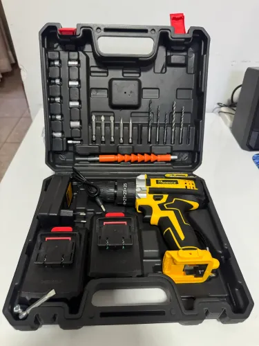 Parafusadeira 2 Baterias + Maleta Completa