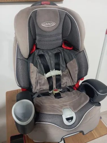 Cadeirinha infantil com assento GRACO NAUTILUS