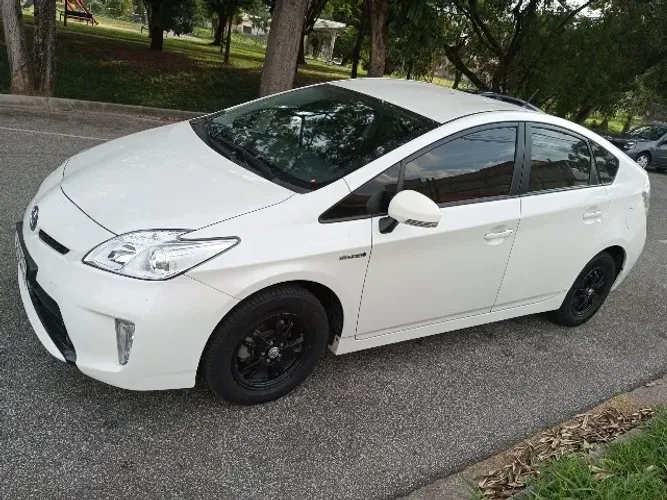 Toyota Prius Hybrid 1.8 16V 5P Aut. 2015