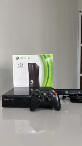 Xbox 360 super slim DESTRAVADO COM JOGOS GARANTIA DE LOJA
