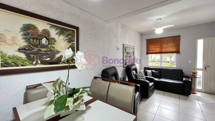 Casa para VENDA no condomínio CAMINHOS DA SERRA IV, localizado no bairro VILA MARINGÁ, em 
