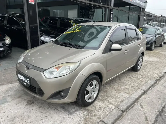 Ford Fiesta Sedan SE 1.6 8V Flex 4P 2011