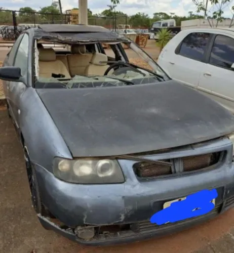 Desmontando Audi A3 1.8 ano 2004 sucata vendo peças 