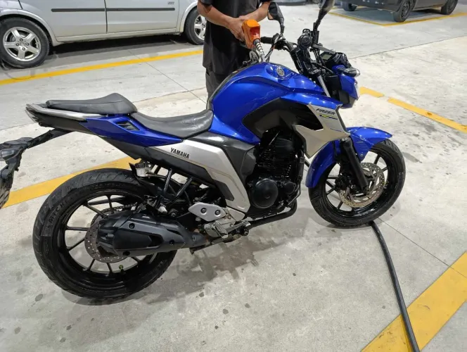 Fazer 250cc 2019 completa vende ou troca