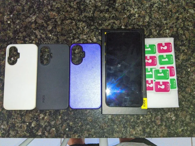 Poco F7 c/ pequena avaria na tela, para vir buscar.